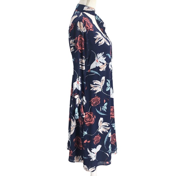 United Colors of Benetton Womens Size Small Floral Printed Bell Sleeve Dress - Picture 3 of 9